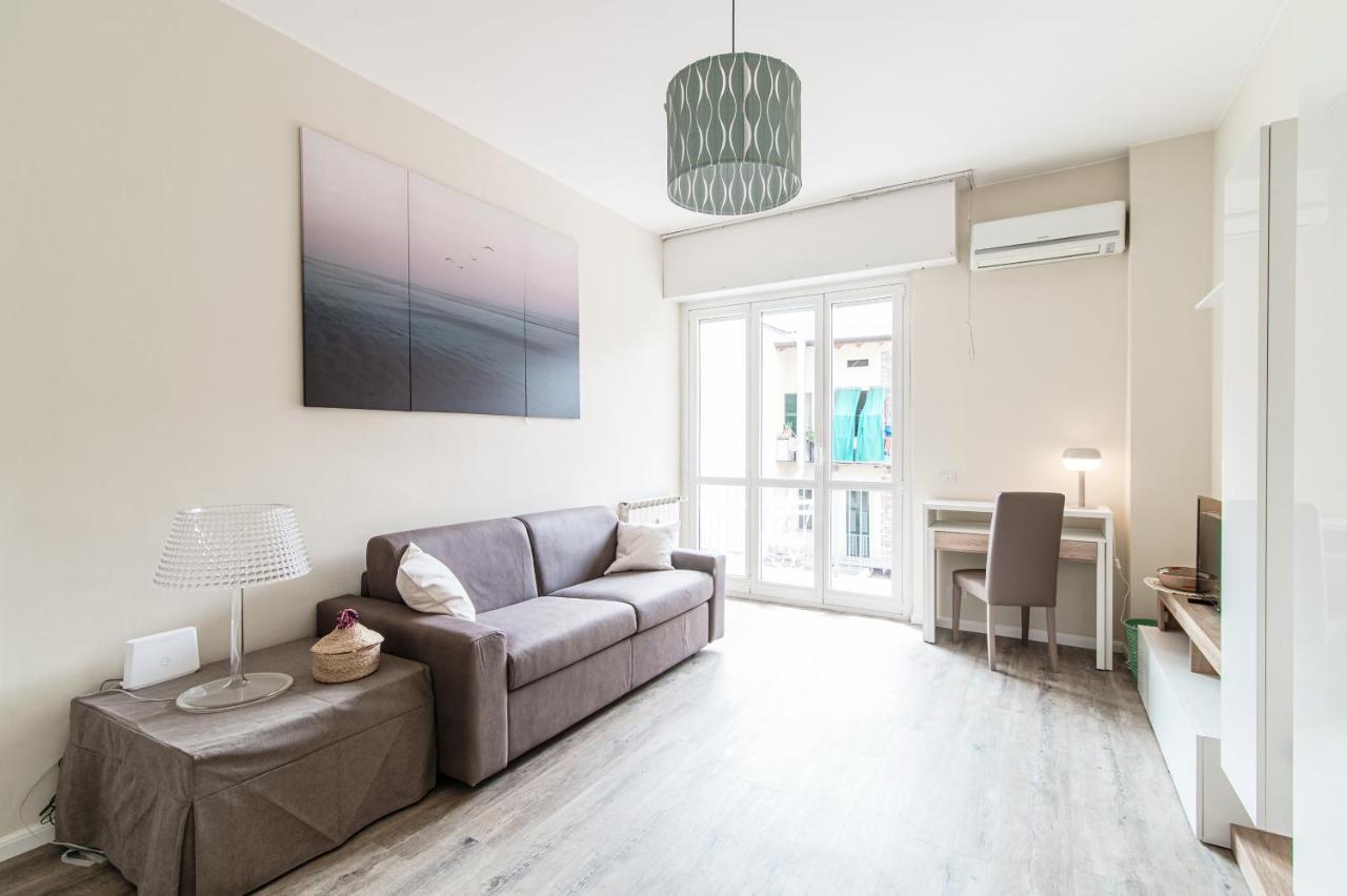 Lovely Suite With Private Parking In Como Exterior photo
