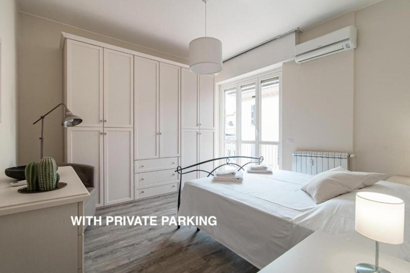 Lovely Suite With Private Parking In Como Exterior photo